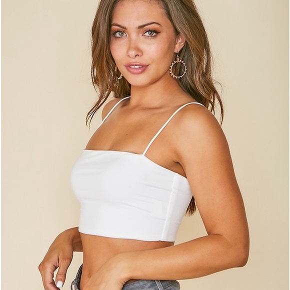 AE size small white crop top thin tank. Worn twice, looks brand new still - Picture 2 of 3